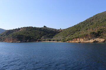 Fototapeta premium góra na morzu w Grecji