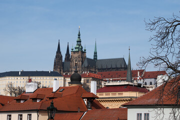 Obraz premium A cityscape view of the city of Prague in the Czech Republic.