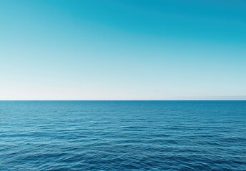 Fototapeta premium Vast ocean and clear sky
