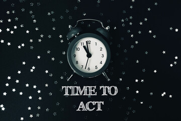 Black and white clock with the time of 10:30