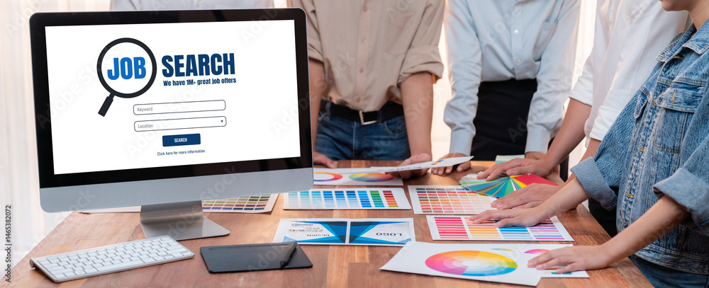 Poster online job search on brisk website for worker to search for job opportunities on the recruitment int