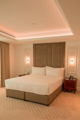  Beautiful flowers growing in the autumn garden