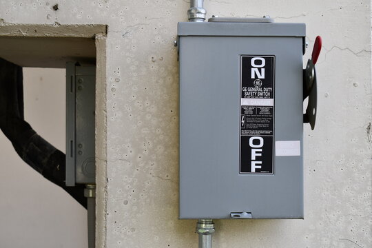 GE General duty safety switch. Main shutoff breaker.