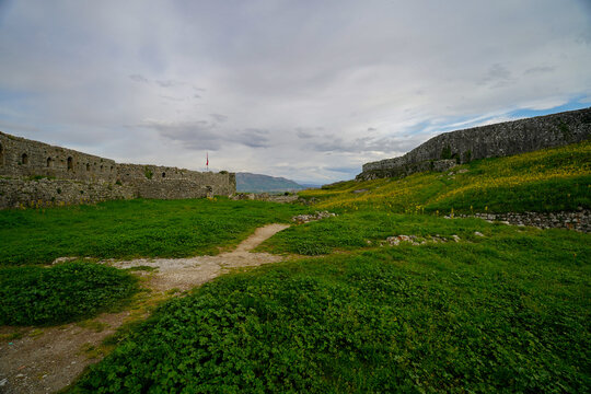 panoramic view of the Shkodra area from the Rozafa Castle