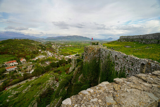panoramic view of the Shkodra area from the Rozafa Castle