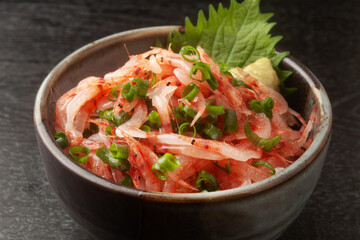 生桜海老丼