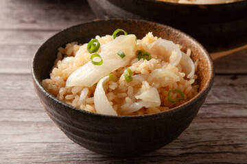 玉ねぎの炊き込みご飯