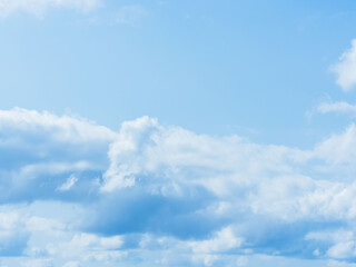 5月　昼の青空と雲43