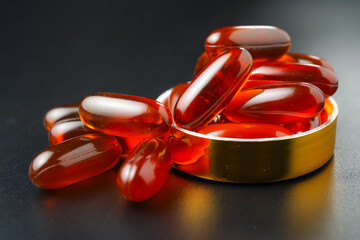 Oil filled capsules, softgel of food supplements, fish oil, omega 3, vitamin D3, vitamin E