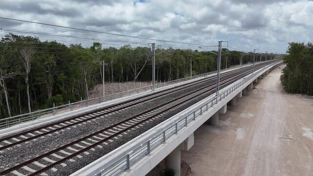 Construcci&oacute;n selva de Tren en Yucat&aacute;n