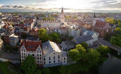 piękna panorama Opola wiosną o wschodzie słońca © Henryk Niestrój