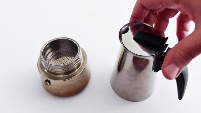 Step-by-step guide to assembling a coffee maker-precision, aroma, and mastery in every brew