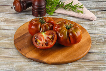 Organic juicy ripe red tomatoes
