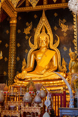 Fototapeta premium Golden Buddha