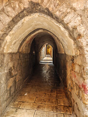 Obraz premium Narrow streets and arches in the Jerusalem Old City. Israel