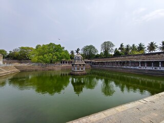 Obraz premium Ekambareswarar Temple also known as Ekambaranathar Temple Kanchi Egambaranathar is a Hindu temple dedicated to the god Shiva. saivam five elements.