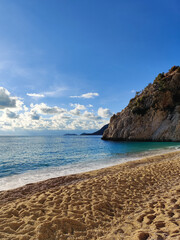 Obraz premium beautiful landscape of a sandy beach on the sea