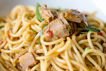 Spaghetti with tuna