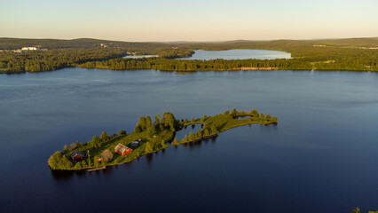 Obraz premium Remote island in sunset (midnight sun)