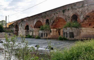 Benevento - Ponte Leproso dalla sponda sinistra