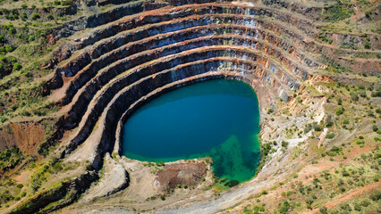 An abandoned uranium mine in the Australian vastness, seen from above © Patrick