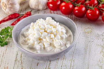 Grain cottahe cheese for breakfast