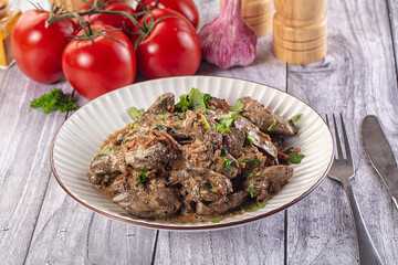 Chicken liver in cream sauce