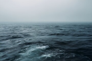 Fototapeta premium Vast moody ocean under an overcast sky