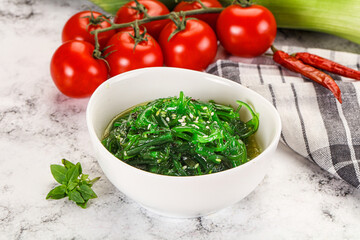 Gourmet chuka salad with sesame