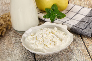 Grain cottage cheese with sour