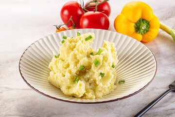 Mashed potato with green onion