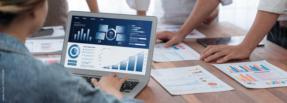 Leinwandbilder business data dashboard provide business intelligence analytic for marketing strategy planning brisk