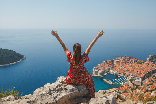 Enjoy a grand celebration of freedom while overlooking the stunning coastline of Dubrovnik