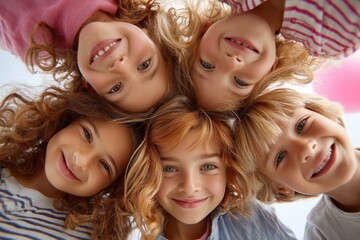 Obraz premium Joyful Childhood Friendship with Smiling Girls in a Circle