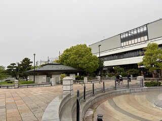 葛西臨海公園駅前の景色