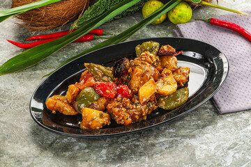 Potato with bell pepper and gravy
