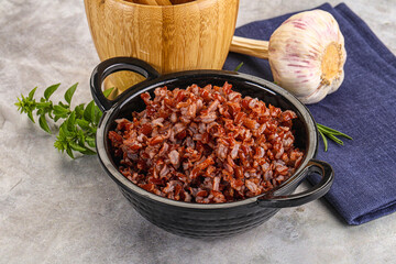Red steamed rubine rice garnish
