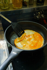 だし巻き卵　調理