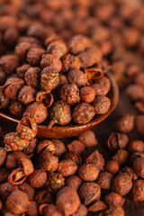 Sichuan peppercorns are mainly used as a seasoning in Sichuan, China, and can add a spicy and numbing taste to food.