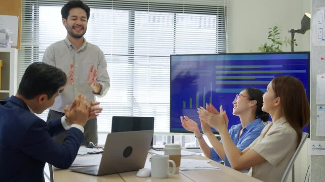 Business leader presenting bold UX and CX ideas to team, sharing strategy, customer journey insights, and innovation goals in a dynamic digital optimization, and design thinking with a collaborative
