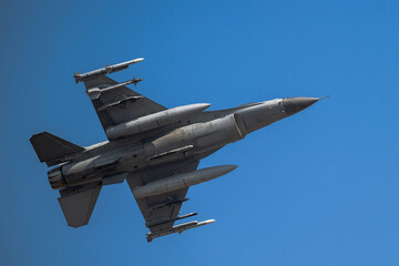 f 16 fighter