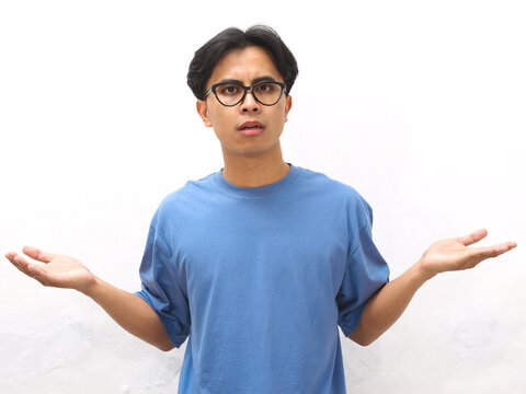 Clueless disappointed angry male client shocked with bad service, spread hands sideways in dismay and distressed, arguing looking questioned and frustrated, complain or condone someone