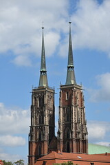Katedra Wrocław Polska Ostrów Tumski Wieże Kościoła Religia © Miroslaw