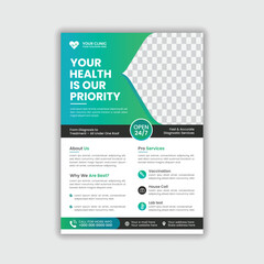 Obraz premium Customizable Medical Center Flyer – Healthcare Promotion Design for Private Clinics