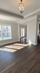 Obraz premium Sunlit Modern Dining Room Hardwood Floor Interior Design