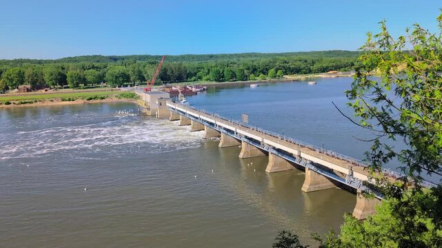 The Starved Rock Lock and Dam on the Illinois River is in LaSalle County Illinois