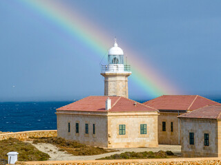 Faro y alrededores de Punta Nati en la Isla de Menorca, Baleares