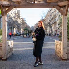 Ragazza nel centro storico di Marsiglia
