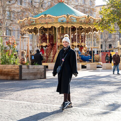 Ragazza nel centro storico di Marsiglia