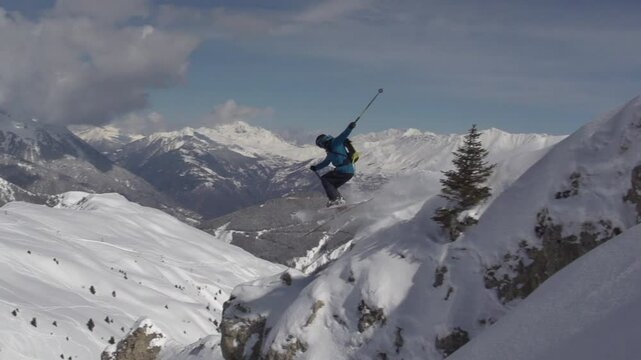 Ski Freeride saut de barre dans poudreuse
